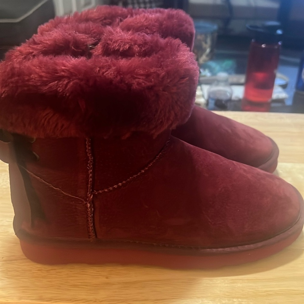 Lamo Women's Burgandy Red Faux Fur Ankle Booties